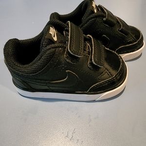 Size 4C baby Nikes